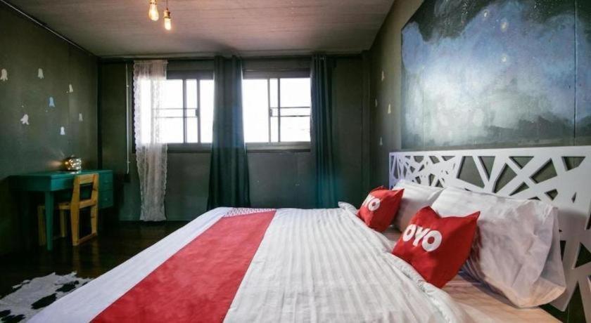 Oyo 505 Ente Space Hostel Bangkok Eksteriør bilde